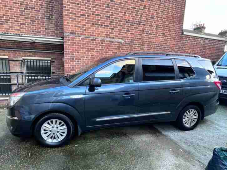 Ssangyong Turismo SUV. 7 seats. Available immediately!