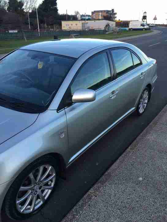 toyota avensis 1.9 vvt