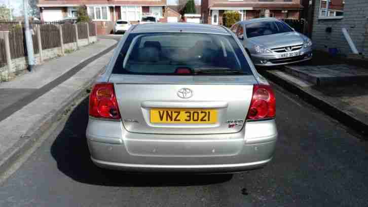 toyota avensis t3-x 1.8 hatchback