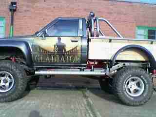 toyota hilux pickup,MONSTER TRUCK ,GAS CONVERSION,4X4,VAN