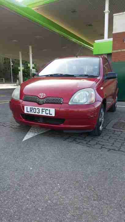 yaris 1.0 vvti colour collection 2003