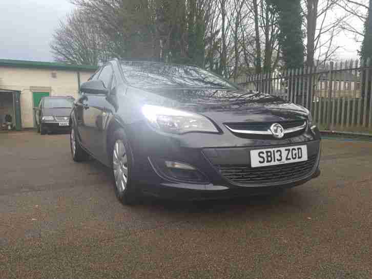 vauxall Astra eco 1.7cdti one owner 90 000 miles full service history spare keys