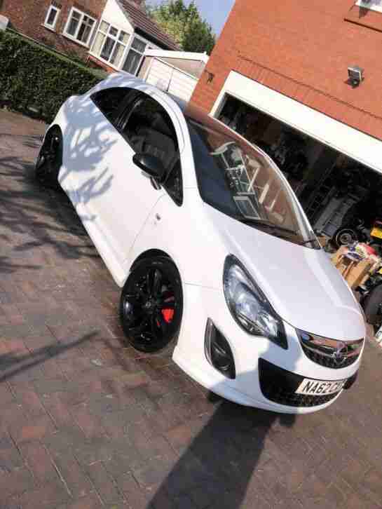 Vauxhall corsa limited edition 2012 1.2 white