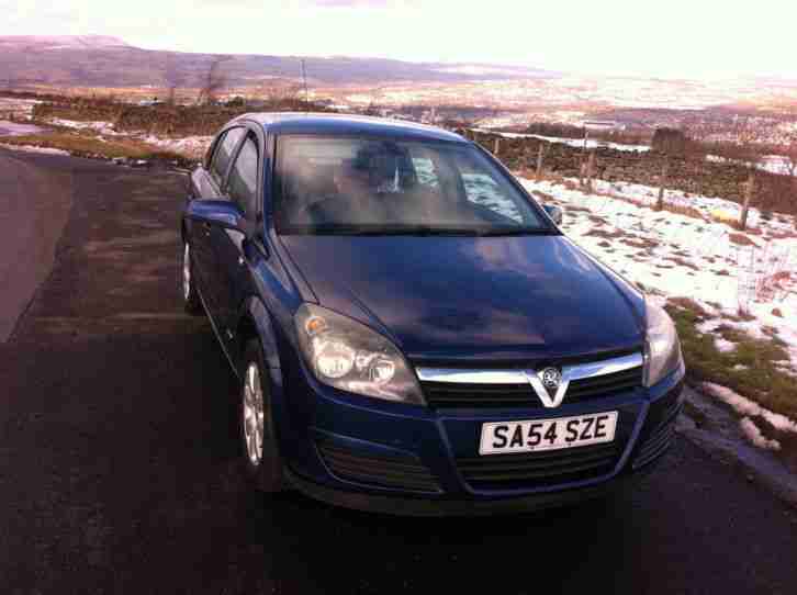 vauxhaul astra 1.4 petrol 54 plate