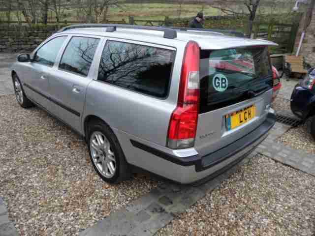 volvo v70 se geartronic auto estate 2.5 petrol 2003 53 reg black leather heated