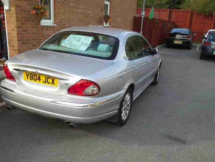 x type jaguar 2.5 petrol