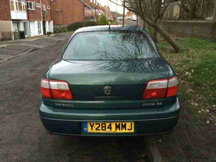 y-reg VAUXHALL OMEGA 2.2 petrol CD AUTO GREEN 93284 miles