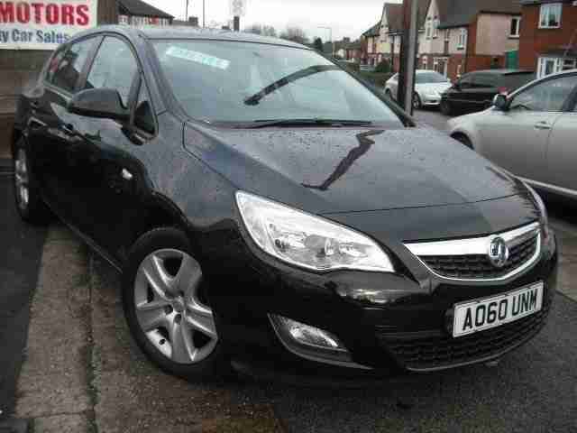 2010(60) Vauxhall Astra Exclusiv 1.7TD MANUAL 5 doors. car for sale